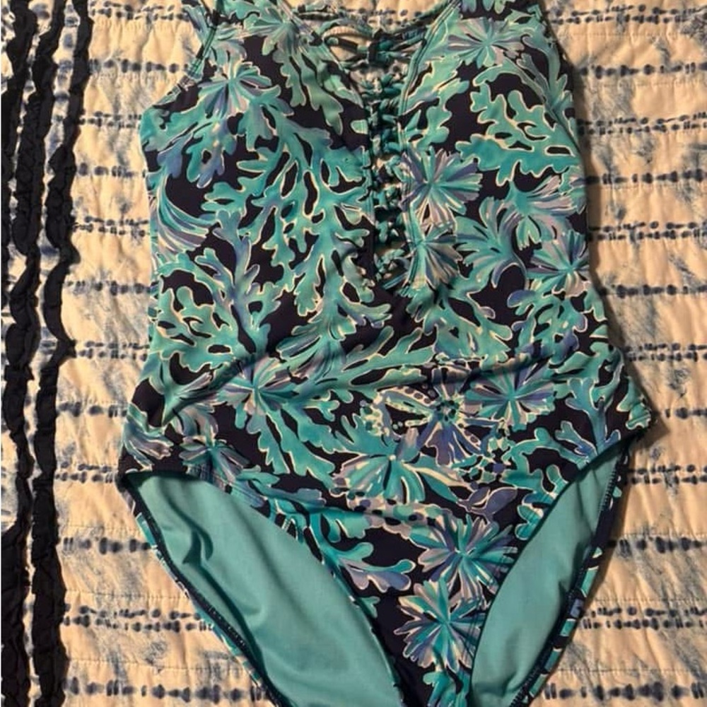 Lilly Pulitzer Lattice size 12 Floral One-Piece Swimsuit in Blue and Green